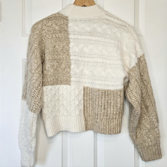Abercrombie & Fitch Tonal Patchwork Mixed Cable Knit Chunky Sweater Cream XS - Picture 7 of 8